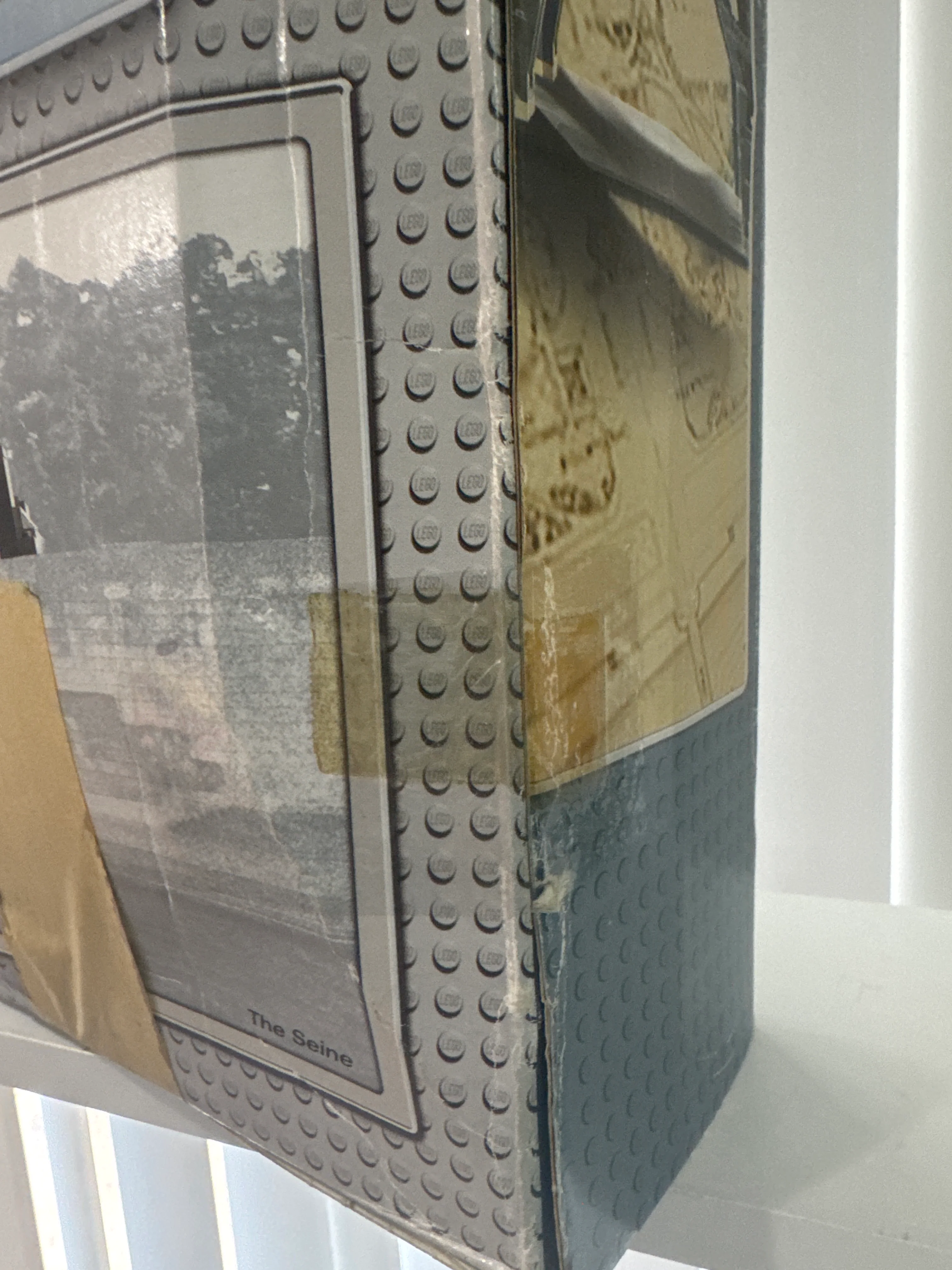 10181 Eiffel Tower 1:300 Scale - Image 4